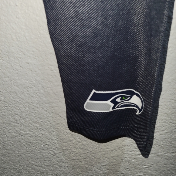 HOST PICK Girls Seattle Seahawks set🥳🥳 - Picture 2 of 3